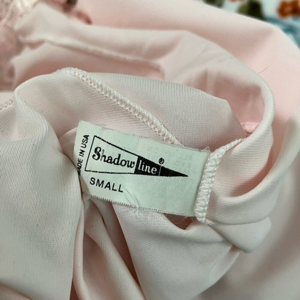 Vintage Shadowline Nightgown Pink Lace Trim 80s Nylon Sleepwear Womens Small USA - Picture 4 of 9